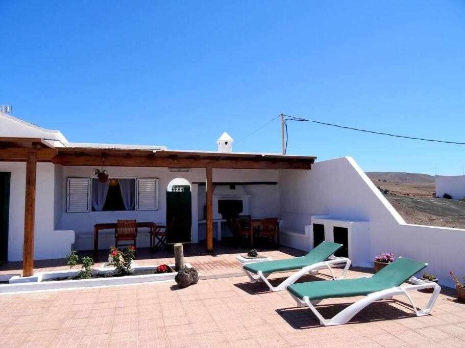 Casa Descanso Con Jacuzzi En Playa Quemada Exteriör bild