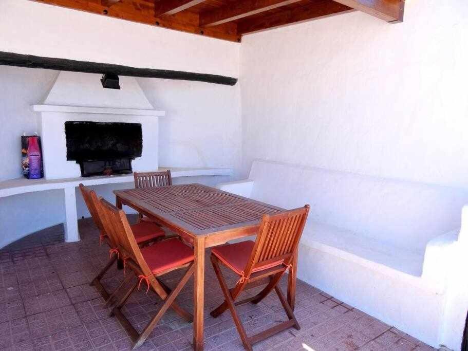 Casa Descanso Con Jacuzzi En Playa Quemada Exteriör bild