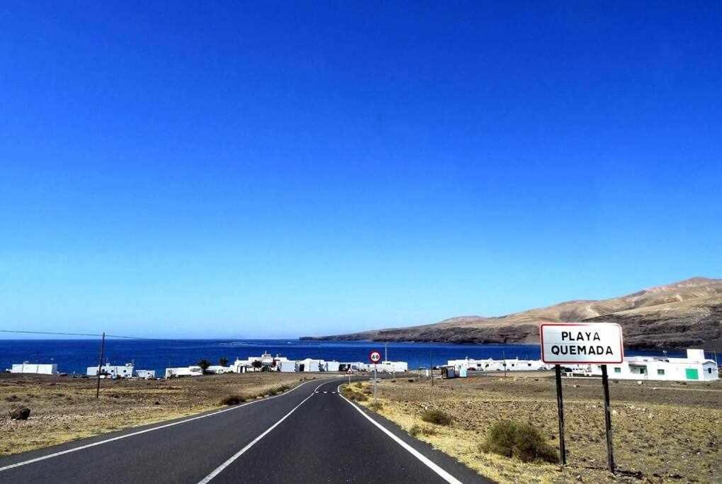 Casa Descanso Con Jacuzzi En Playa Quemada Exteriör bild